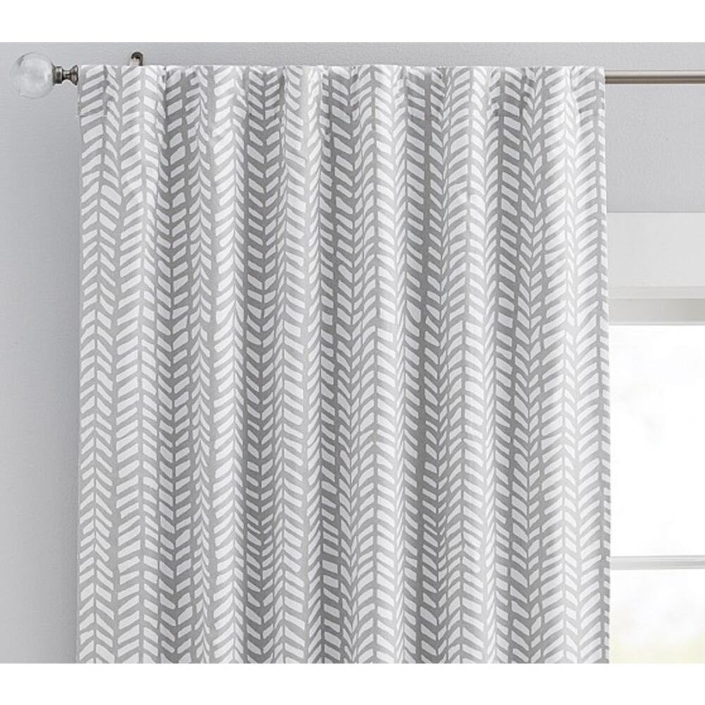 Pottery Barn Kids Gray Broken Arrows Cotton Blackout Curtain 44Wx84L (2)